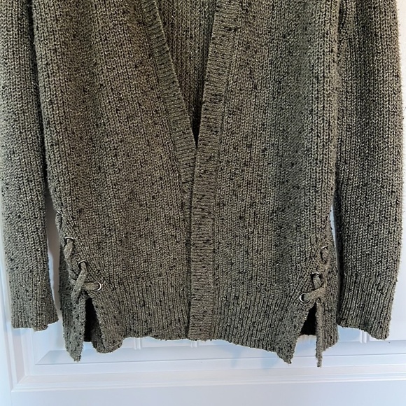 American Eagle Cardigan Sweater - Picture 2 of 6